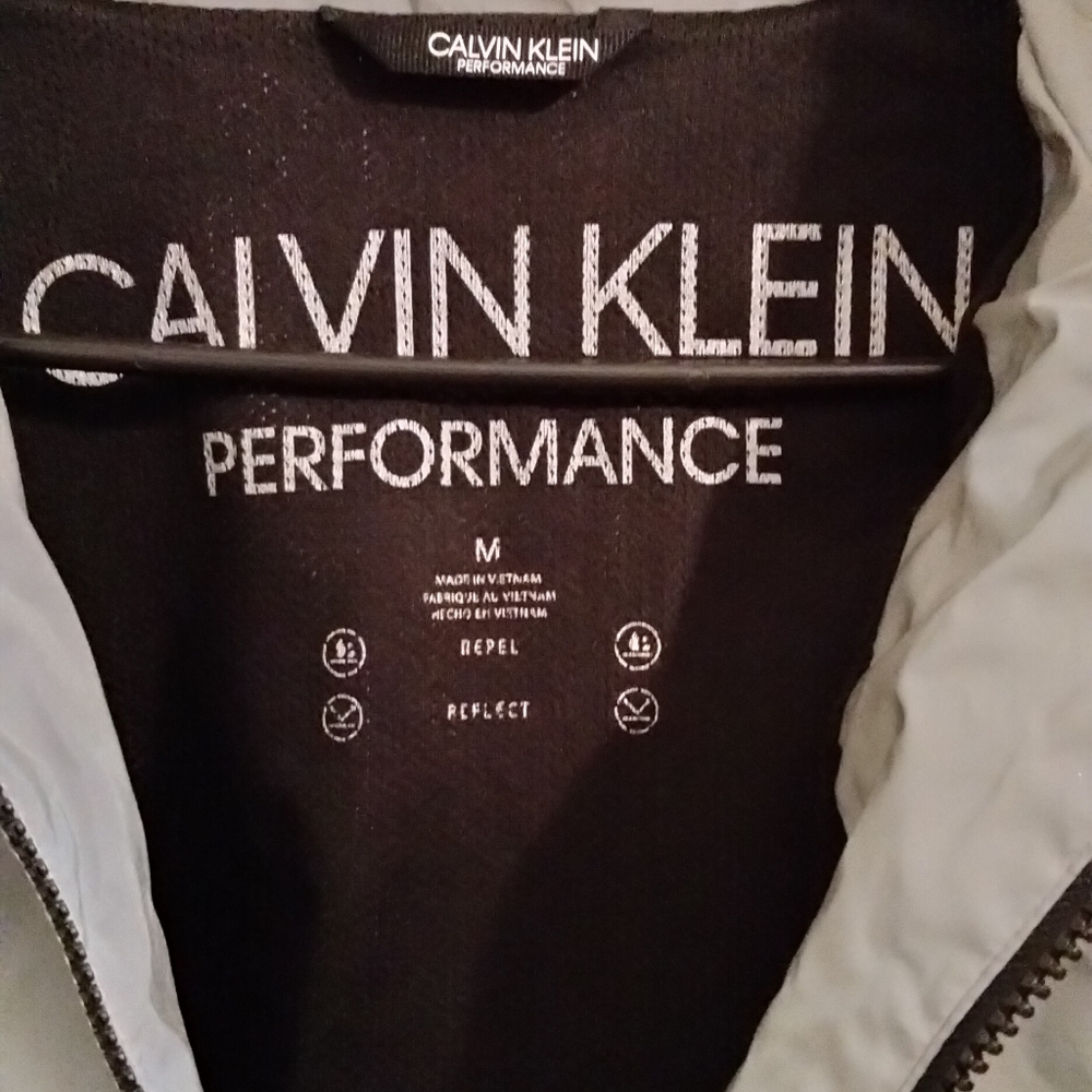 Calvin Klein Performance - Picture 5 of 7